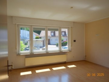 !!Auf Zeit!! 3 Zimmer EG-Wohnung mit Einbauküche, Gartennutzung in Aalen zu vermieten, 73430 Aalen, Wohnung