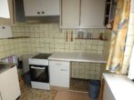 Renovierungsbedürftiges Einfamilienhaus im Wohngebiet "Weiherlache" - Küche EG