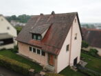 Renovierungsbedürftiges Einfamilienhaus im Wohngebiet "Weiherlache" - Aussenansicht 4