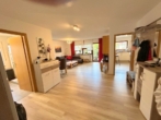 Wohn-Esszimmer - Sonnige, helle 3,5-Zimmer-Erdgeschoss-Wohnung mit Balkon
