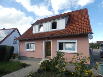 Kleines Einfamilienhaus mit Potenzial in zentraler Lage von Tannhausen, 73497 Tannhausen, Haus