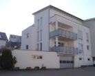 Tolle, neuwertige 3,5 Zimmer OG-Wohnung mit EBK, Balkon u. TG-Stellplatz in Hüttlingen - Aussenansicht