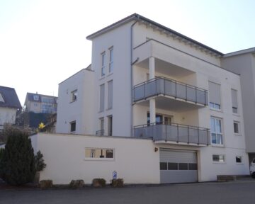 Tolle, neuwertige 3,5 Zimmer OG-Wohnung mit EBK, Balkon u. TG-Stellplatz in Hüttlingen, 73460 Hüttlingen, Wohnung