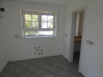 EG Küche - Neues Zuhause oder lohnende Kapitalanlage: Zweifamilienhaus mit Doppelgarage in 73488 Ellenberg
