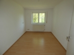 EG Schlafen 2 - Neues Zuhause oder lohnende Kapitalanlage: Zweifamilienhaus mit Doppelgarage in 73488 Ellenberg